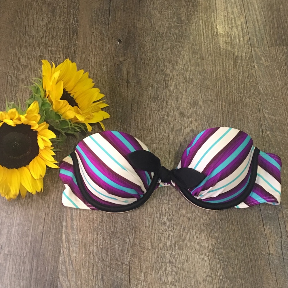 ✖️Victoria’s Secret Strapless Bikini Swim Top✖️